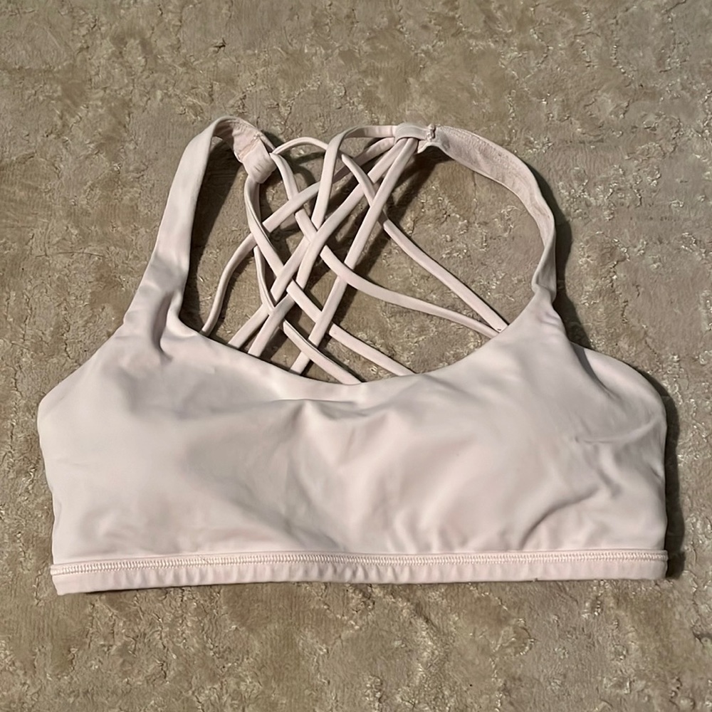 lululemon Free to be Bra
